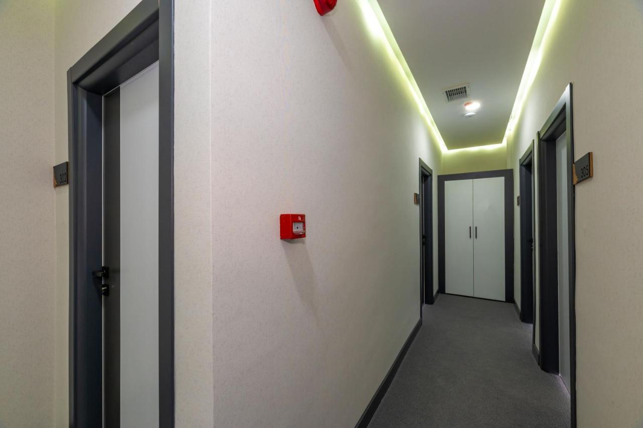 Melanj Airport Hotel Arnavutkoy Екстериор снимка
