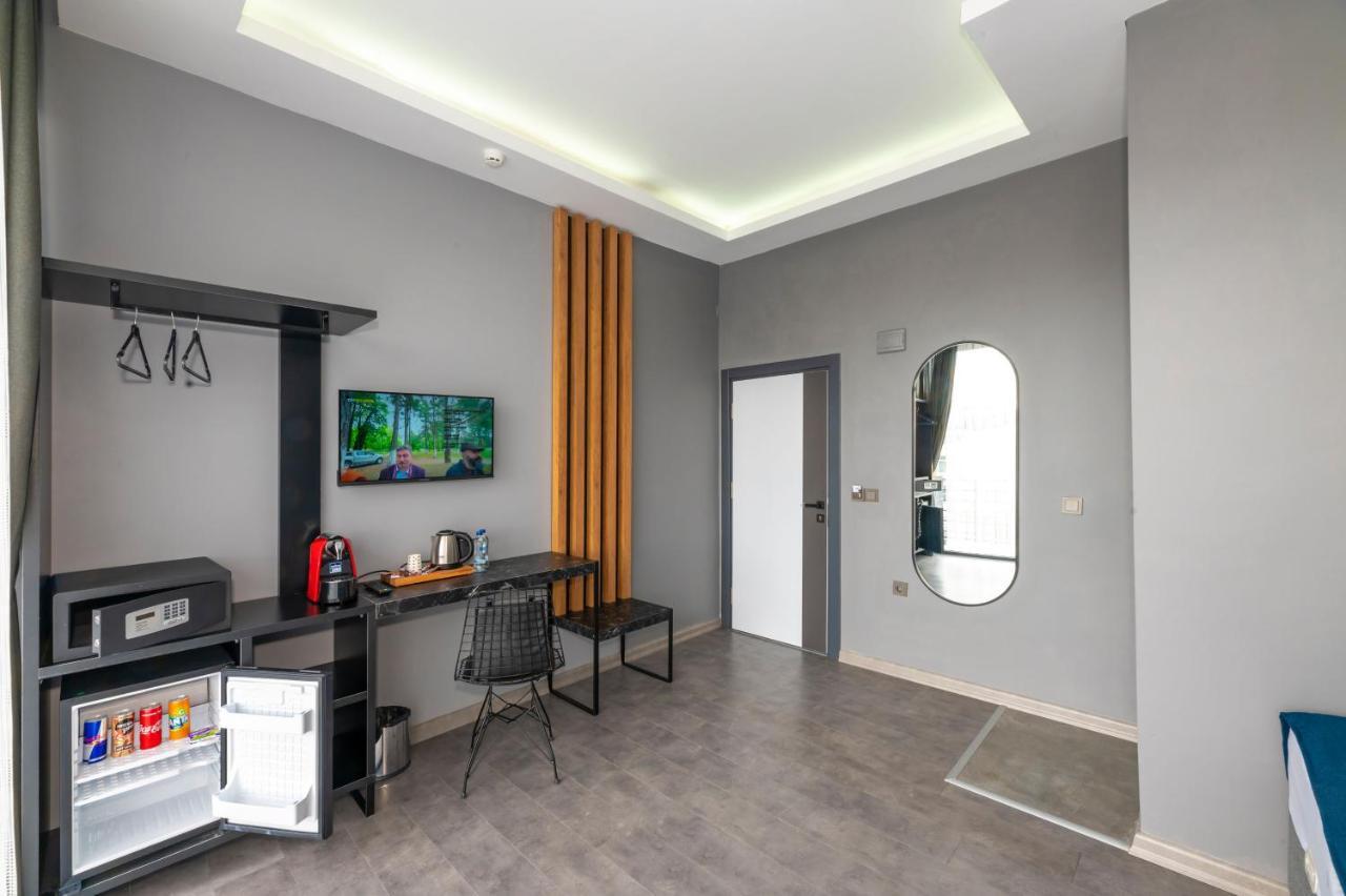 Melanj Airport Hotel Arnavutkoy Екстериор снимка