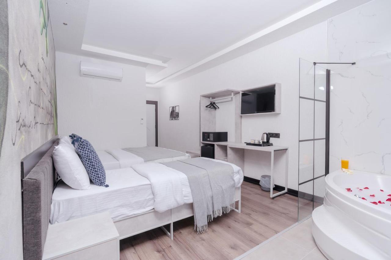 Melanj Airport Hotel Arnavutkoy Екстериор снимка