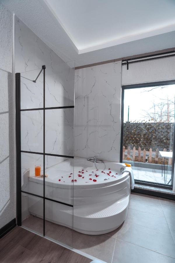 Melanj Airport Hotel Arnavutkoy Екстериор снимка